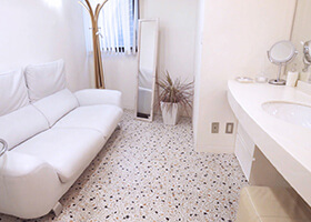 パウダールーム